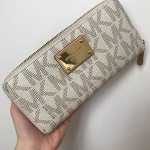 Authentic MK wallet